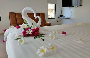 Phi Phi Mountain Beach Resort