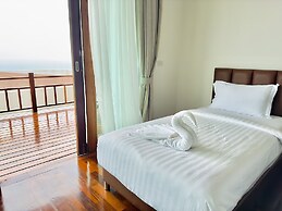 Phi Phi Mountain Beach Resort