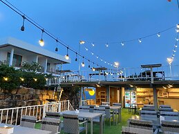 Phi Phi Mountain Beach Resort