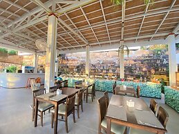 Phi Phi Mountain Beach Resort