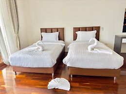 Phi Phi Mountain Beach Resort