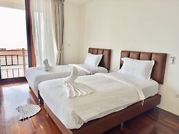 Phi Phi Mountain Beach Resort