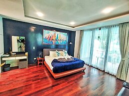 Phi Phi Mountain Beach Resort