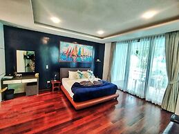 Phi Phi Mountain Beach Resort