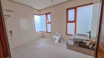 Phi Phi Mountain Beach Resort