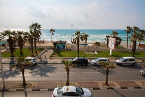 GK Apartments - Ben Gurion 105