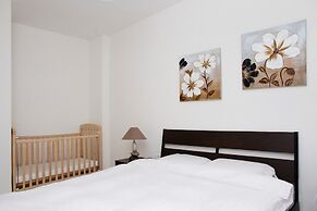 GK Apartments - Ben Gurion 105