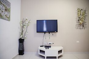 GK Apartments - Ben Gurion 105