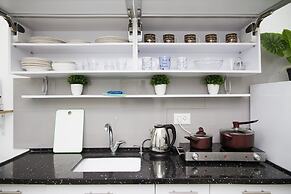 GK Apartments - Ben Gurion 105