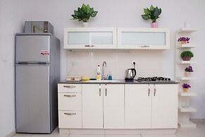 GK Apartments - Ben Gurion 105