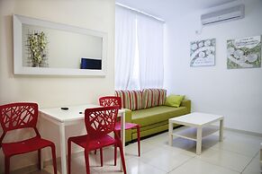 GK Apartments - Ben Gurion 105