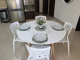 GK Apartments - Ben Gurion 105