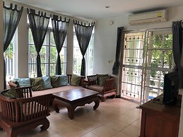 Pattaya Pool Villa TLH