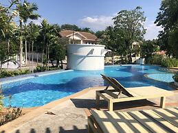 Pattaya Pool Villa TLH