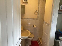 Stunning 1-bed Cottage in Ashford William Harvey