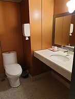 Walker Hotel Sanchong