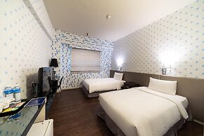 Walker Hotel Sanchong