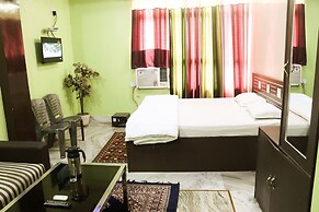Hotel Tara Tower