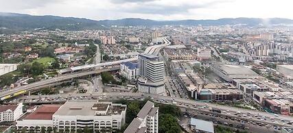 Rex Ollie at The Elements Ampang