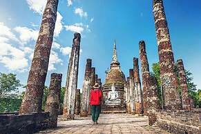 51 Suanplu Residence