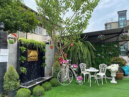 51 Suanplu Residence