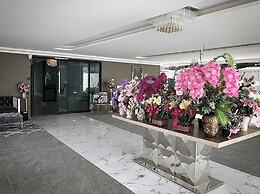 51 Suanplu Residence