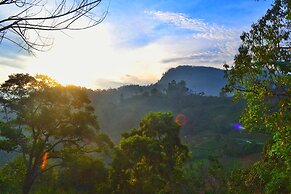 Rainbow Sky Cottage Ella