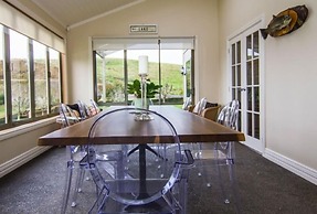 Country Lodge Kinloch