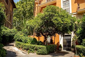 Daplace - Terenzia Apartment