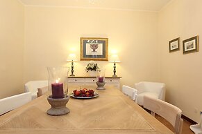 Daplace - Claudia Apartment