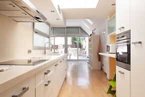 Centric Apartment Barna