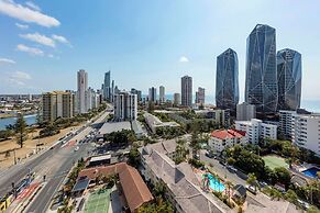 Oaks Gold Coast Hotel