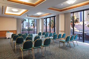 Oaks Gold Coast Hotel