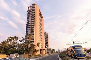 Oaks Gold Coast Hotel