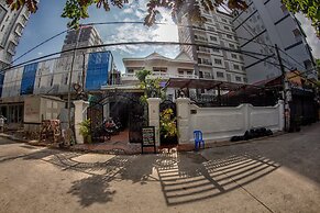 Poolside Villa - Hostel