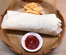 Poolside Villa - Hostel