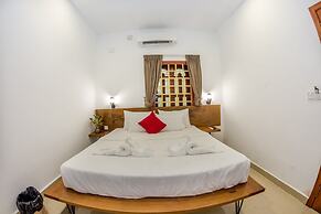 Poolside Villa - Hostel