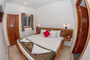 Poolside Villa - Hostel