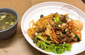 Poolside Villa - Hostel