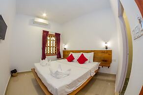 Poolside Villa - Hostel