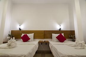 Poolside Villa - Hostel