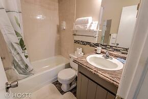 2BR Garden of the Gods Hike, Dine, Nightlife!