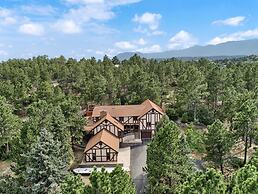 5BR Poe Manor Entertain,hot Tub+has Everything!