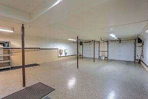 5BR Poe Manor Entertain,hot Tub+has Everything!