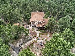 5BR Poe Manor Entertain,hot Tub+has Everything!