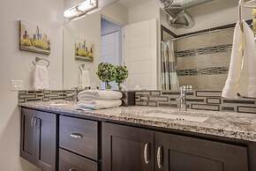 1BD Studio Downtown Close to Hiking W/ac!