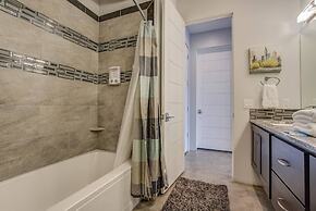 1BD Studio Downtown Close to Hiking W/ac!