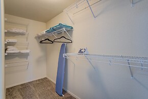 5BR Theatre & Arcade AF Academy Trails, W/hot Tub!