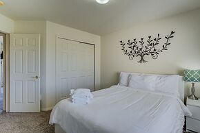 5BR Theatre & Arcade AF Academy Trails, W/hot Tub!