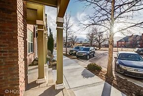 3BR Downtown Townhome /w Stunning Balcony Views!
